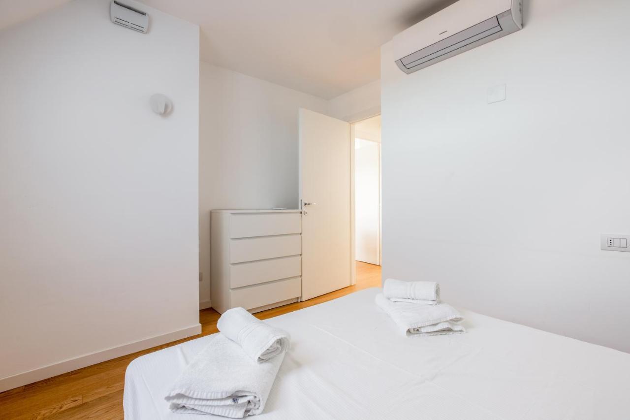 Modern Apt With Terrace, Wifi & Ac 밀라노 외부 사진